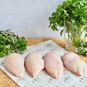 Herb Fed chicken fillet skin off